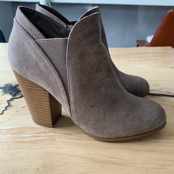 Fergalicious Shoes - Fergalicious ankle boots size 6